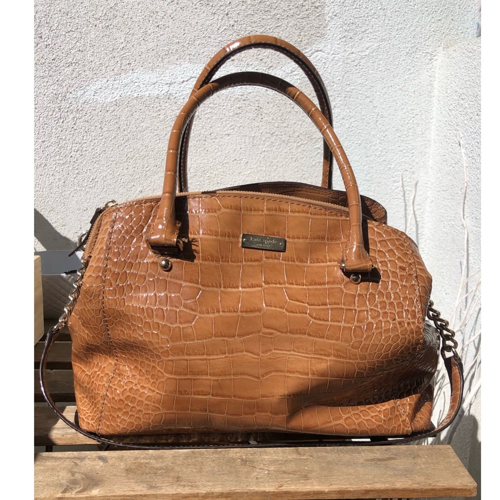 EUC Kate Spade Satchel w/ Removable Strap